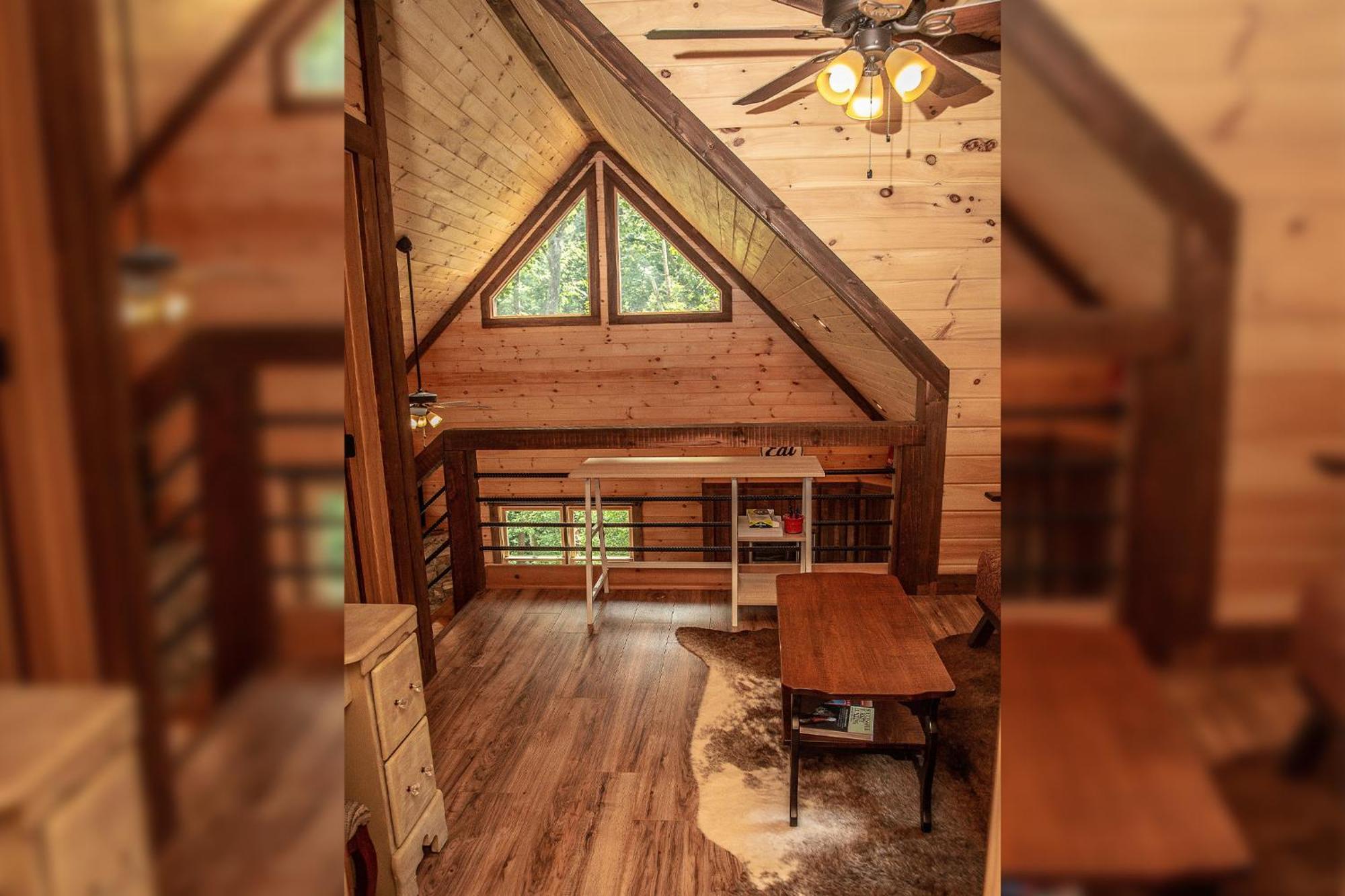 Adore The Smores Rustic Mountain Charm Outdoor Spaces And A Cozy Hot Tub Blue Ridge Eksteriør billede