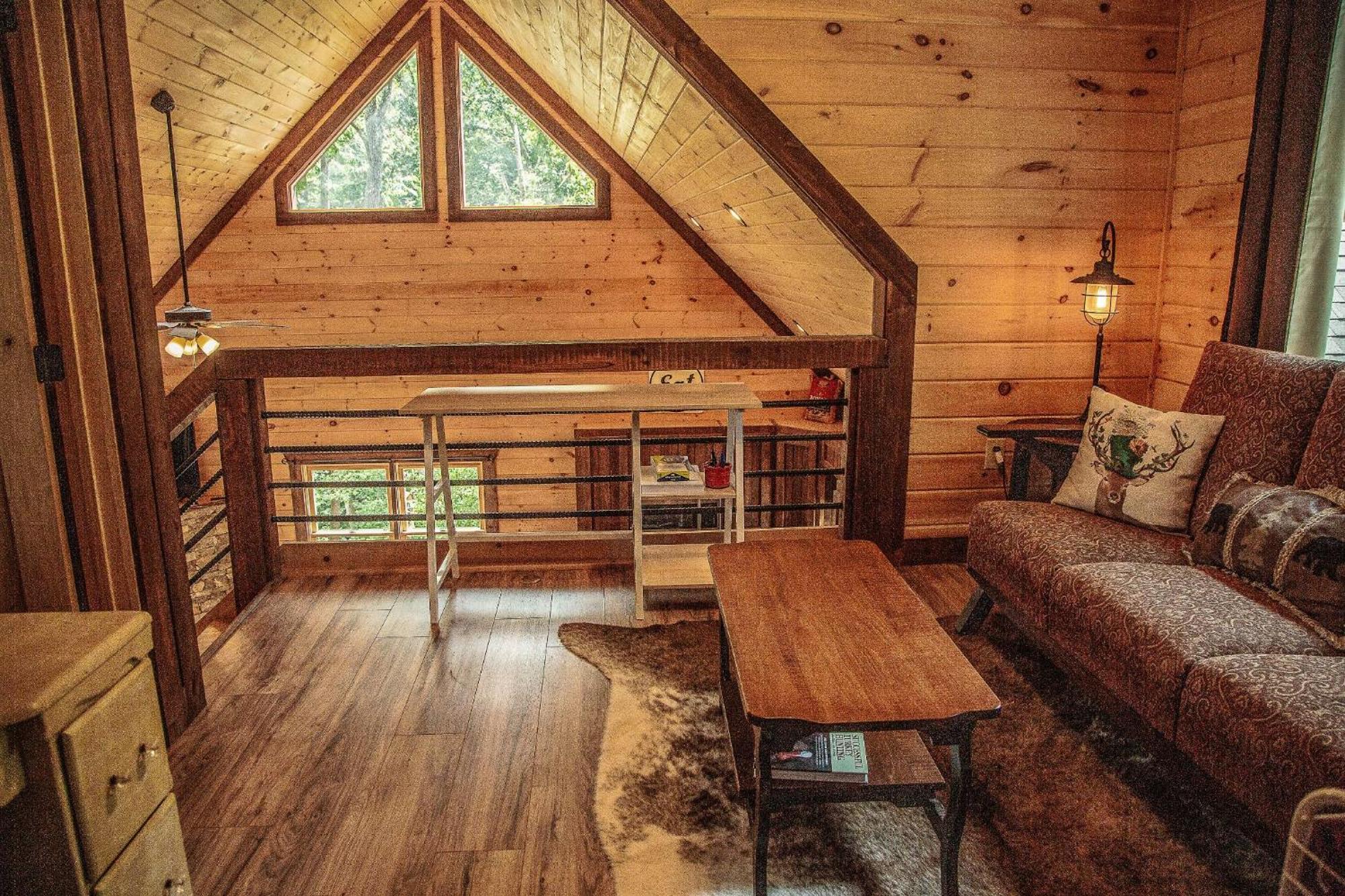 Adore The Smores Rustic Mountain Charm Outdoor Spaces And A Cozy Hot Tub Blue Ridge Eksteriør billede